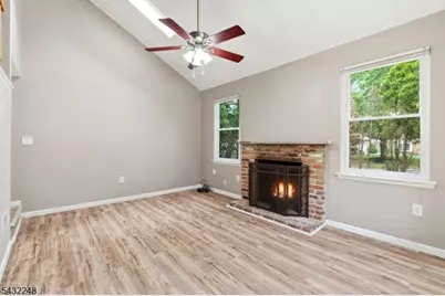 38 Cherrywood Dr, Franklin Township, NJ 08873 - Photo 3