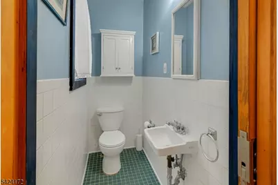 16 Russell Pl, Summit, NJ 07901 - Photo 7