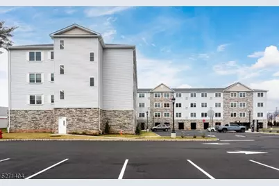 1025 Raritan Road #207, Clark Township, NJ 07066 - Photo 5