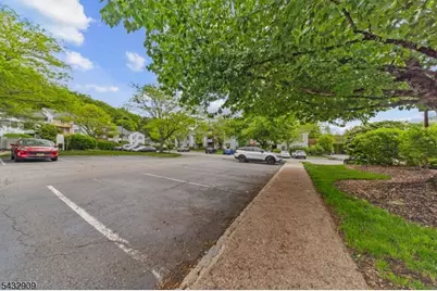 10 Stonyridge Dr, Lincoln Park, NJ 07035 - Photo 21