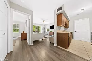 10 Stonyridge Dr, Lincoln Park, NJ 07035 - Photo 9