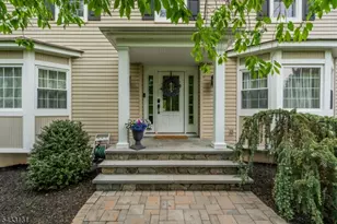 566 Glen Ridge Dr, Bridgewater, NJ 08807 - Photo 3