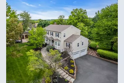 566 Glen Ridge Dr, Bridgewater, NJ 08807 - Photo 5