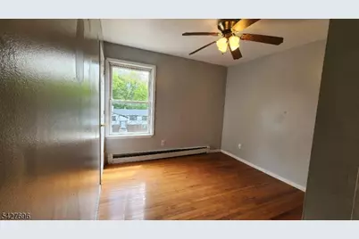 306 Nariticong Ave, Hopatcong, NJ 07843 - Photo 11
