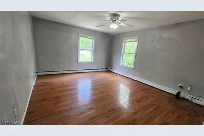 306 Nariticong Ave, Hopatcong, NJ 07843 - Photo 13