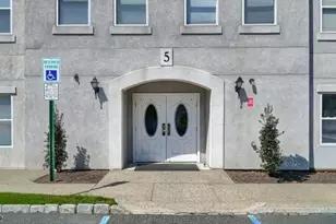 502 Brittany Dr, Wayne, NJ 07470 - Photo 3