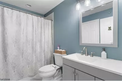 277 Winthrop Dr, Butler, NJ 07405 - Photo 21