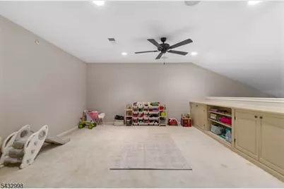 277 Winthrop Dr, Butler, NJ 07405 - Photo 25