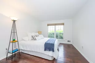 72 Cherry St, Jersey City, NJ 07305 - Photo 11