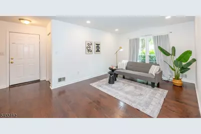 72 Cherry St, Jersey City, NJ 07305 - Photo 5