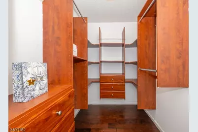 72 Cherry St, Jersey City, NJ 07305 - Photo 15