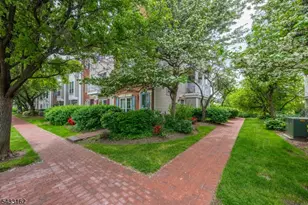 72 Cherry St, Jersey City, NJ 07305 - Photo 3
