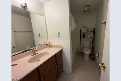 10 Falcon Ct, Livingston, NJ 07039 - Photo 11