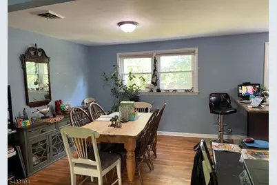 10 Falcon Ct, Livingston, NJ 07039 - Photo 3