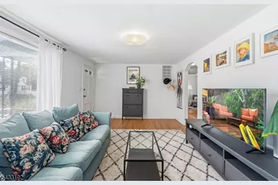 128 Livingston Rd, Linden, NJ 07036 - Photo 3