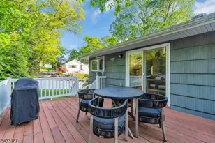 46 Rafkind Rd, Bloomingdale, NJ 07403 - Photo 35