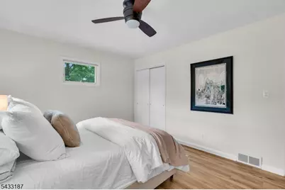 46 Rafkind Rd, Bloomingdale, NJ 07403 - Photo 19