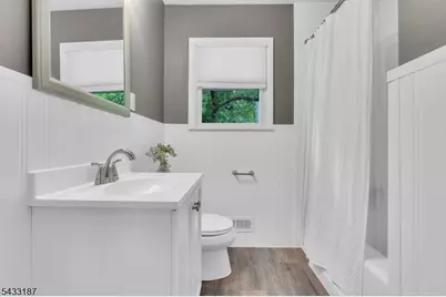 46 Rafkind Rd, Bloomingdale, NJ 07403 - Photo 23