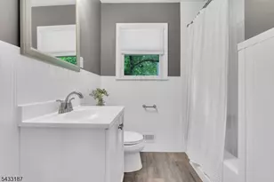 46 Rafkind Rd, Bloomingdale, NJ 07403 - Photo 23