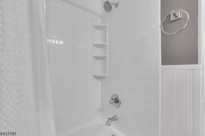 46 Rafkind Rd, Bloomingdale, NJ 07403 - Photo 25