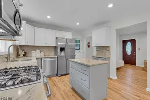 46 Rafkind Rd, Bloomingdale, NJ 07403 - Photo 11
