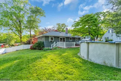 46 Rafkind Rd, Bloomingdale, NJ 07403 - Photo 39