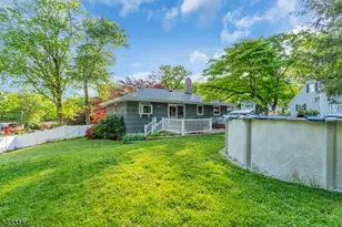 46 Rafkind Rd, Bloomingdale, NJ 07403 - Photo 39