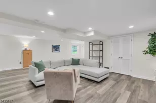 46 Rafkind Rd, Bloomingdale, NJ 07403 - Photo 31