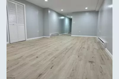 14 Rohn St, East Hanover Township, NJ 07936 - Photo 17