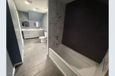 166 Renner Ave #3, Newark, NJ 07112 - Photo 15
