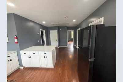 166 Renner Ave #3, Newark, NJ 07112 - Photo 7