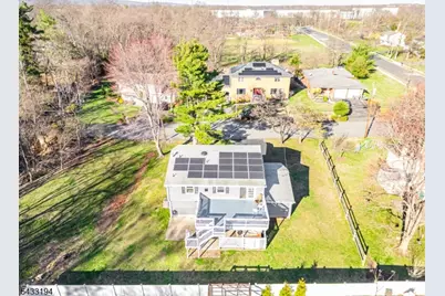 160 Stratton St, Piscataway Township, NJ 08854 - Photo 7