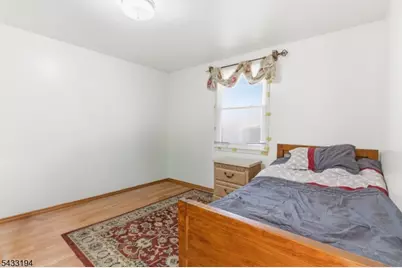 160 Stratton St, Piscataway Township, NJ 08854 - Photo 25