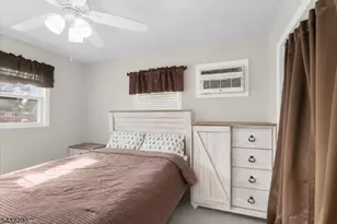 29 Central Ave, Pompton Lakes, NJ 07442 - Photo 23