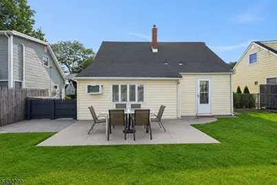 29 Central Ave, Pompton Lakes, NJ 07442 - Photo 33