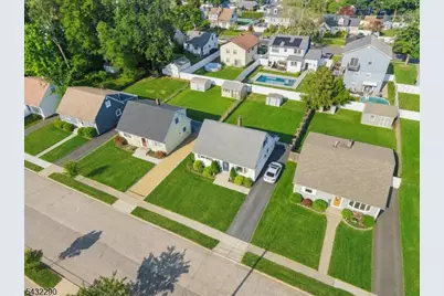 29 Central Ave, Pompton Lakes, NJ 07442 - Photo 41