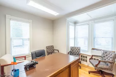 772 Union Blvd, Totowa, NJ 07512 - Photo 9