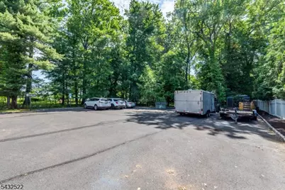 772 Union Blvd, Totowa, NJ 07512 - Photo 29