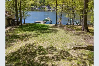 7 Riggs Ave, Hopatcong, NJ 07843 - Photo 9