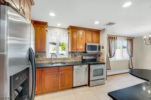 110 Bell Ave, Hopatcong, NJ 07843 - Photo 9