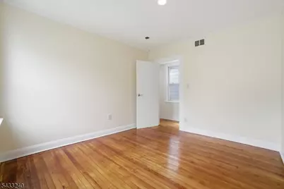 306 Smith St, Newark, NJ 07106 - Photo 23