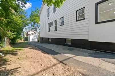 306 Smith St, Newark, NJ 07106 - Photo 41