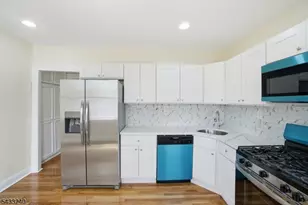 306 Smith St, Newark, NJ 07106 - Photo 17