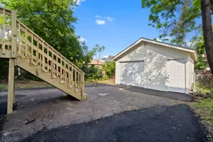 306 Smith St, Newark, NJ 07106 - Photo 43