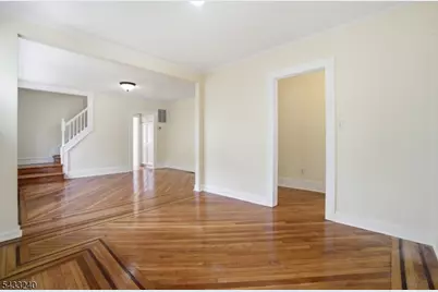 306 Smith St, Newark, NJ 07106 - Photo 9