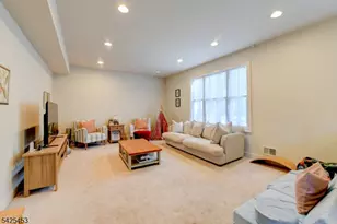 26 Pine Ln, Springfield, NJ 07081 - Photo 3