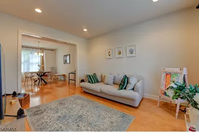 26 Pine Lane, Springfield, NJ 07081 - Photo 9