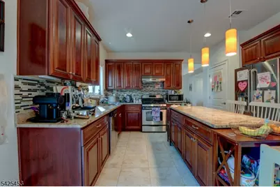 26 Pine Ln, Springfield, NJ 07081 - Photo 5