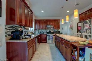 26 Pine Ln, Springfield, NJ 07081 - Photo 5