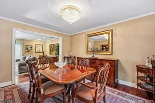 17 Stonewall Dr, Livingston, NJ 07039 - Photo 9